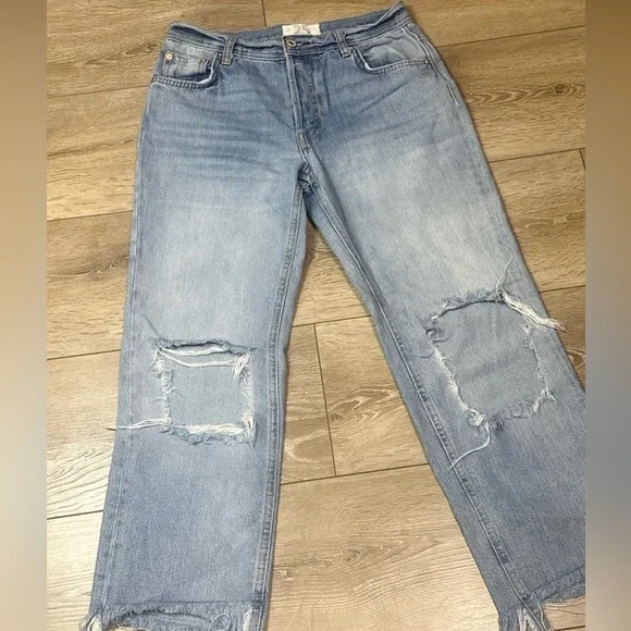 We The Free Maggie Mid Rise Straight Distressed Jeans in Light Stone - Picture 7 of 16